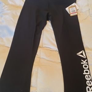 Reebok skinny capris size s